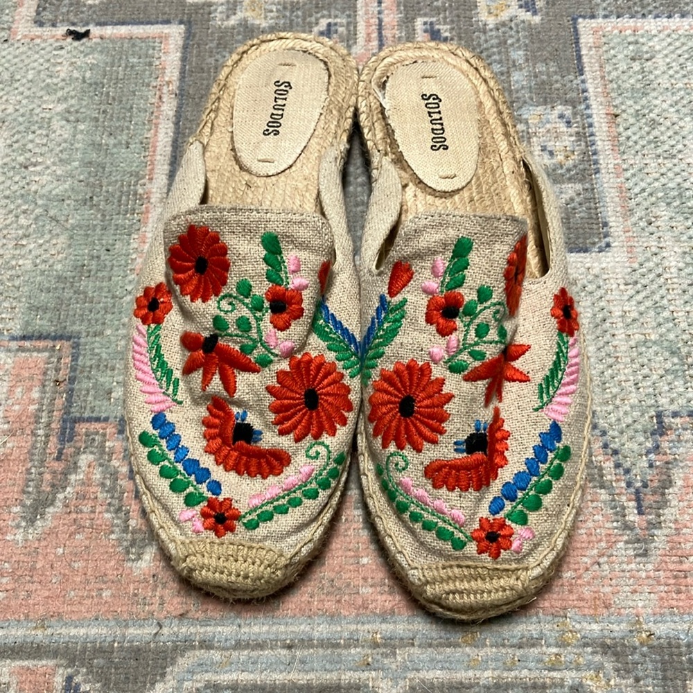 Soludos embroidered Mules